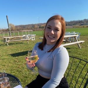 Meet your Posher, Amanda